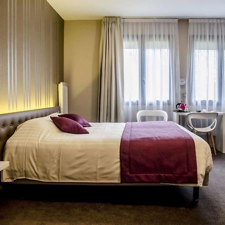Les Caps Hotell Lamballe Exteriör bild