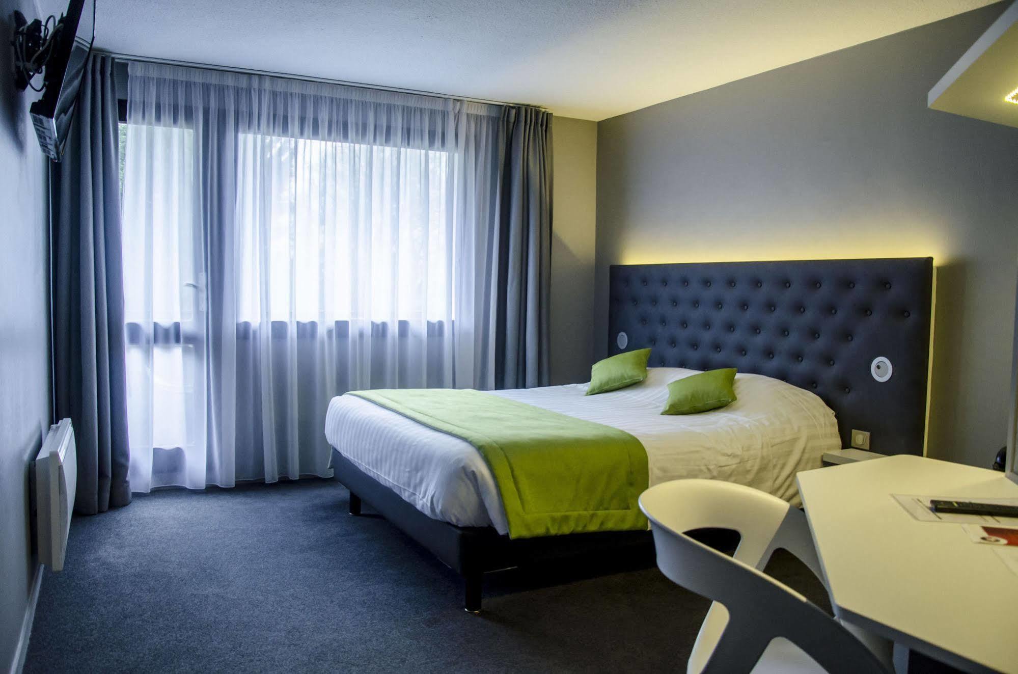 Les Caps Hotell Lamballe Exteriör bild