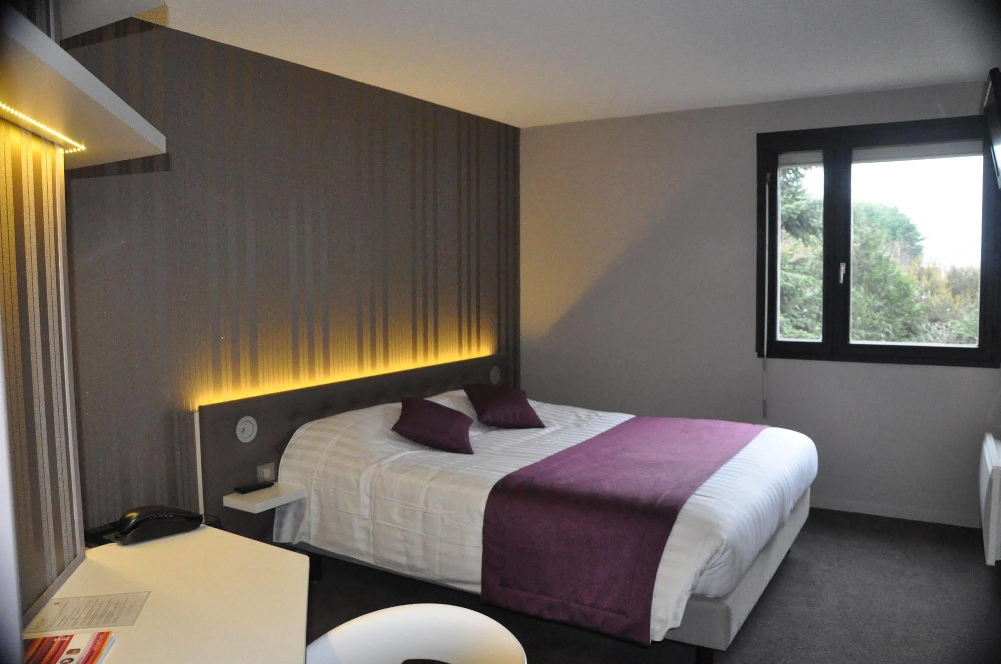 Les Caps Hotell Lamballe Exteriör bild