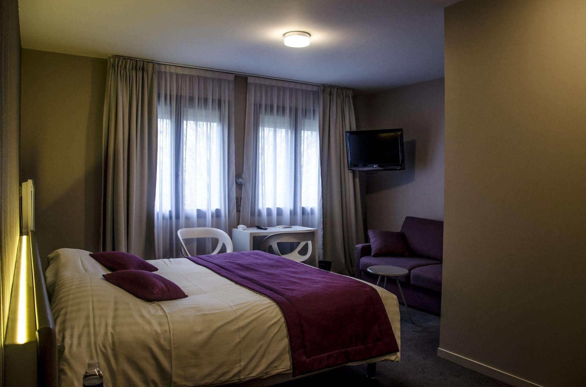 Les Caps Hotell Lamballe Exteriör bild