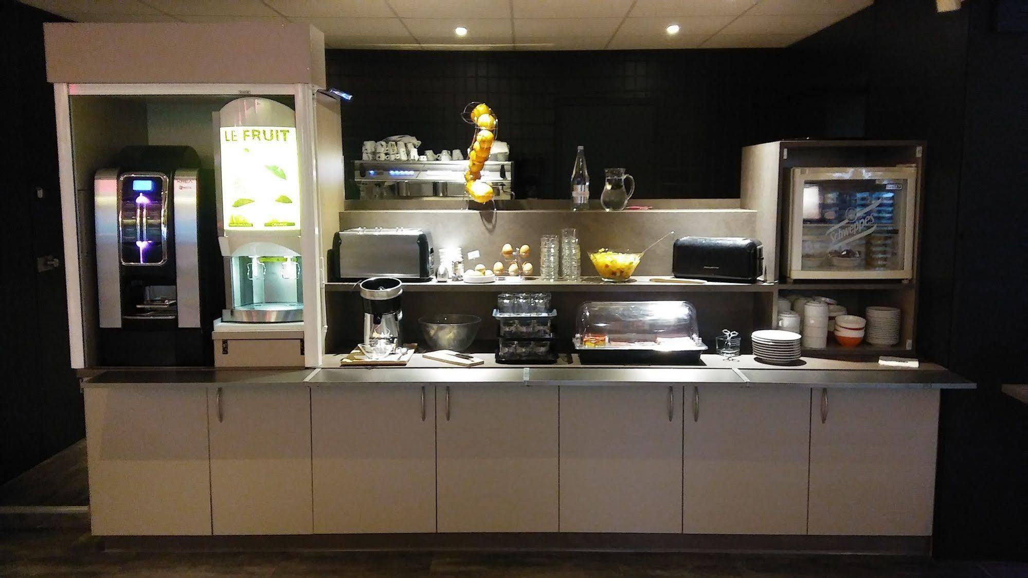 Les Caps Hotell Lamballe Exteriör bild